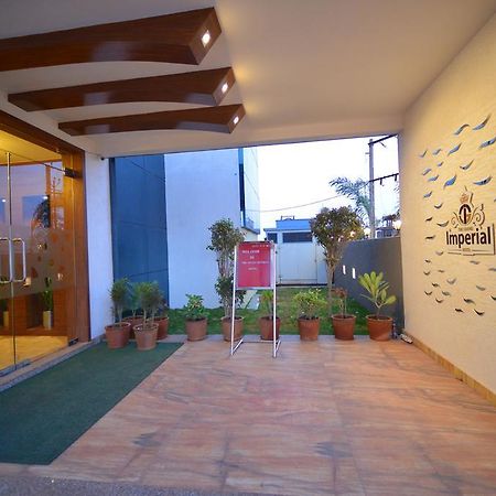 The Grand Imperial Hotel Morbi エクステリア 写真